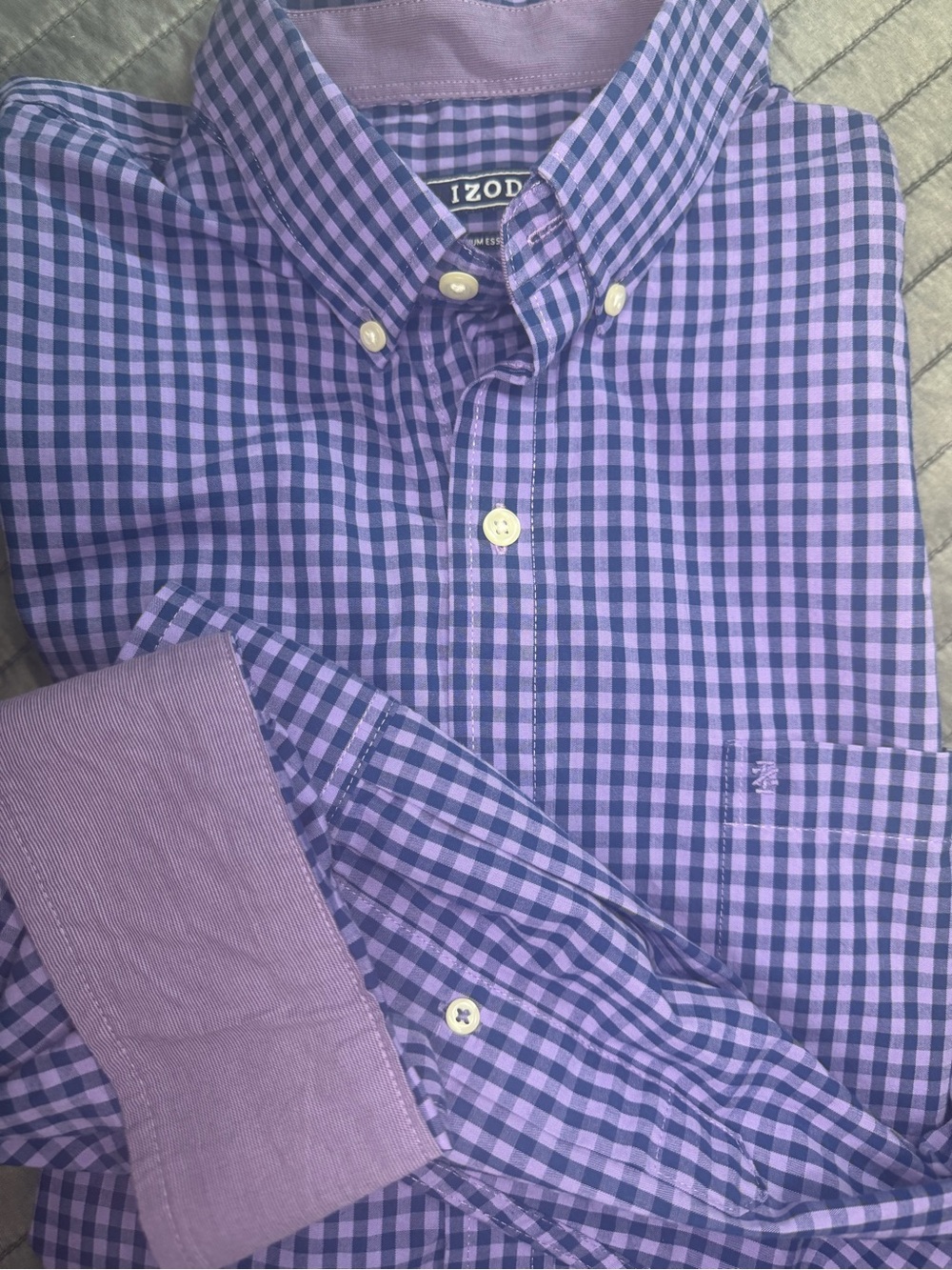 Izod Men’s Purple and Lilac Gingham Button-Down Shirt L